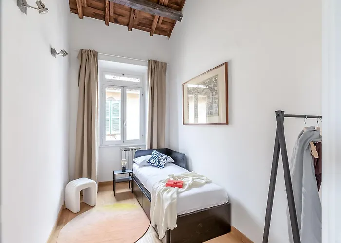 Hostly-light And Wood Midtown-near Trevi Roma